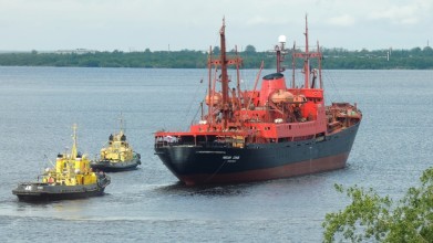 «Михаил Сомов» вернулся из арктического рейса