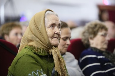 Самоизоляция для людей старшего поколения отменена в Мурманской области