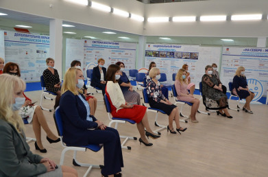 Работников учреждений дошкольного образования отметили в Мурманской области