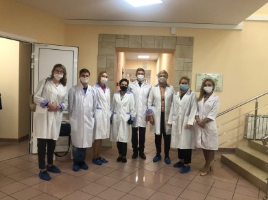 Волонтёры посетили мурманский дом престарелых несмотря на ограничения