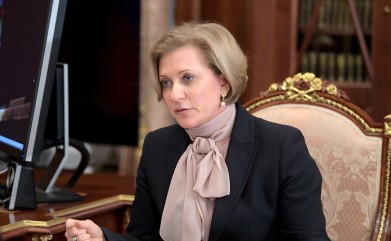 Глава Роспотребнадзора рассказала, когда учеников можно отправлять на «удаленку»