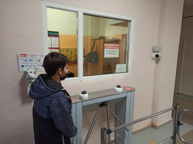 Систему распознавания лиц запустили в колледже Мурманска