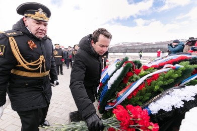 Андрей Чибис поздравил северян с Днем Победы