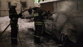 В центре Мурманска горел автомобиль