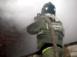 Пожарные тушили квартиру в Первомайском районе Мурманска