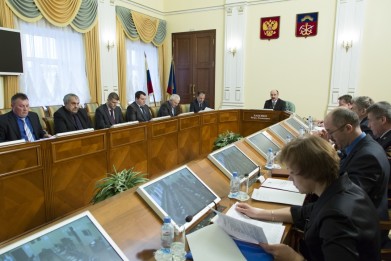Заместитель губернатора Игорь Бабенко провел первое в 2015 году заседание Межведомственной комиссии по профилактике правонарушений в Мурманской области