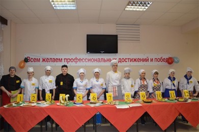 Студенты Апатитского политехнического колледжа – победители регионального этапа Всероссийской олимпиады по профессии «Повар, кондитер»