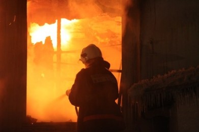 В Мурмашах полностью сгорел дом