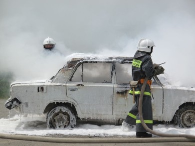 Автомобиль сгорел в Апатитах