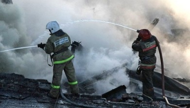 Пожарные ликвидировали пожар в Умбе
