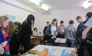 Учебные учреждения Мурманской области представили свои возможности на информационной встрече со старшеклассниками Умбы