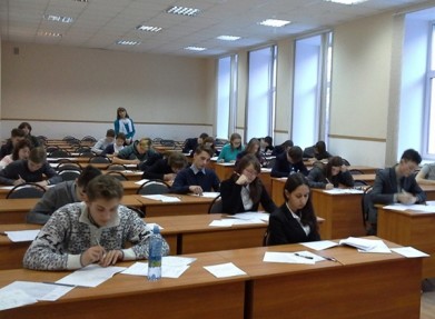 В репетиционном экзамене по математике приняли участие 6302 девятиклассника Мурманской области