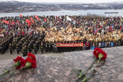 В Мурманске вышел в свет сборник архивных документов и воспоминаний «Фронтовой альбом»