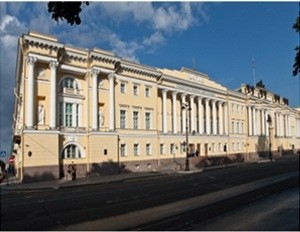 Делегация Мурманской области примет участие в работе съезда учителей права и обществознания