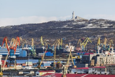 «Нам предстоит реализовать новую историю Мурманской области» - губернатор Марина Ковтун поздравила жителей региона с Днем рождения края