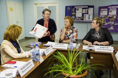 Перспективы развития Ловозерского района губернатор Марина Ковтун обсудила с активистами и властями муниципалитета