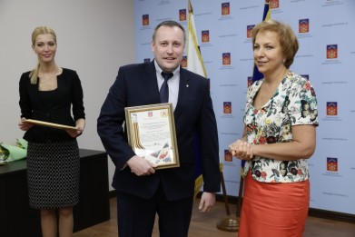 Участникам подготовки мероприятий, посвященных празднованию 70-летия Победы в Великой Отечественной войне, вручили Почетные грамоты Губернатора Мурманской области