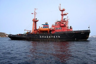 Рыболовецкое судно потеряло ход в Баренцевом море
