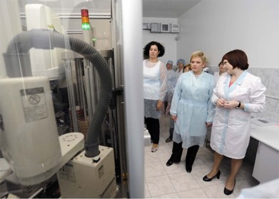 Губернатор Марина Ковтун: В Мурманской областной клинической больнице сроки проведения работ соблюдаются, а десятки миллионов бюджетных рублей расходуются в интересах жителей региона