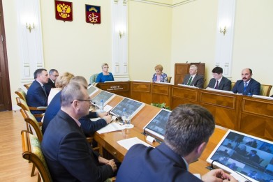 Губернатор Марина Ковтун поручила проинспектировать пункт временного размещения вынужденных переселенцев с Украины в Мурманске