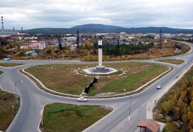 Сегодня губернатор Марина Ковтун работает в Полярных Зорях