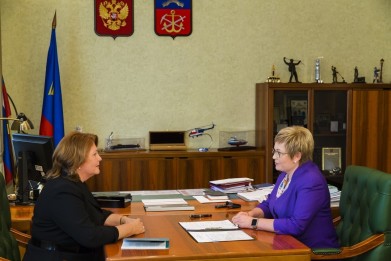 Перспективы развития сотрудничества органов власти региона и УФАС по Мурманской области губернатор Марина Ковтун обсудила с руководителем регионального антимонопольного ведомства