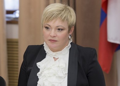 Марина Ковтун заняла 20-е место в рейтинге губернаторов в сфере ЖКХ
