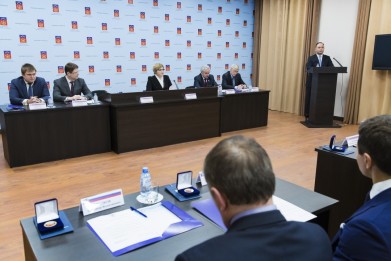 Губернатор Марина Ковтун приняла участие в торжественном заседании Избирательной комиссии Мурманской области, посвящённом 20-летию регионального избиркома