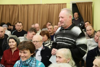 Губернатор Марина Ковтун – жителям Зашейка: «Ваши запросы не остаются на бумаге, мы их слышим и работаем над их исполнением. Так будет и впредь»
