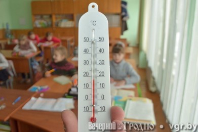 В 10 из 17 районов Мурманской области занятия в школах частично приостановлены
