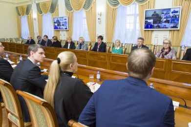 Медицинские организации Мурманской области обеспечены защитными средствами и лекарственными препаратами для лечения больных гриппом и ОРВИ – министр здравоохранения Валерий Перетрухин
