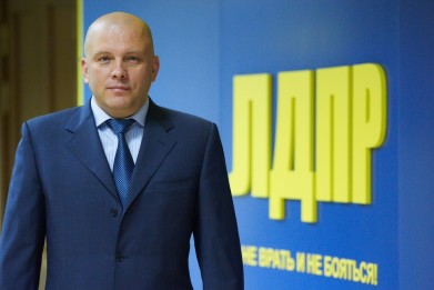 Губернатор Марина Ковтун провела рабочую встречу с депутатом Государственной Думы РФ от ЛДПР Александром Курдюмовым