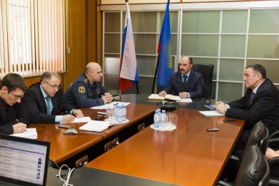 Заместитель губернатора Мурманской области Игорь Бабенко призвал органы местного самоуправления усилить работу по информированию населения о необходимости соблюдения требований безопасности
