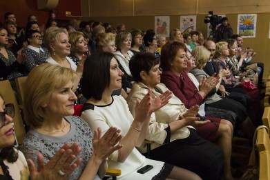 В Мурманском доме-интернате для престарелых и инвалидов чествовали лучших социальных работников региона
