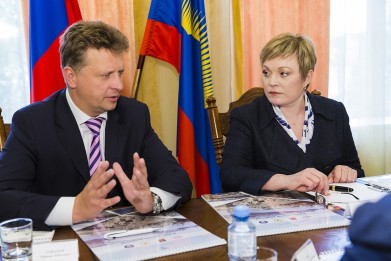 Министр транспорта РФ Максим Соколов и губернатор Марина Ковтун проинспектировали строительство объектов федеральной собственности проекта «Комплексное развитие Мурманского транспортного узла»