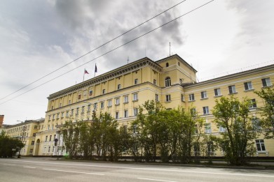 Губернатор Марина Ковтун выразила соболезнования родным и коллегам погибшего на Расвумчоррском руднике машиниста