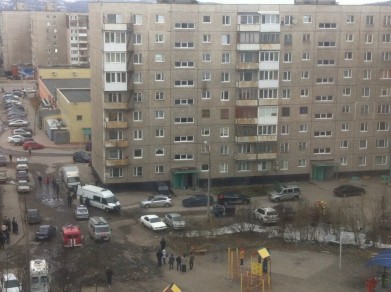 Подозрительный предмет обнаружен у подъезда жилого дома в Мурманске