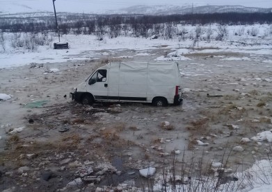 В ДТП на печенгской дороге пострадали два человека