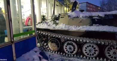 Апатитский угонщик гусеничного тягача еще раз предстанет перед судом