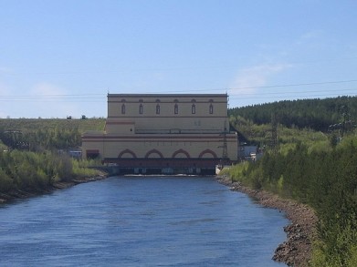 Каскад Нивских ГЭС сбросит «лишнюю» воду»