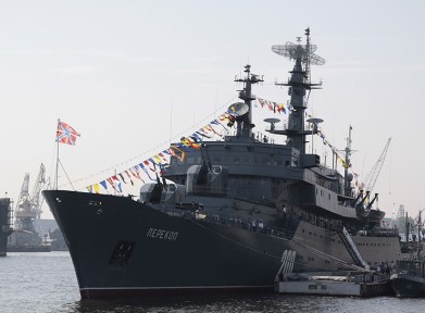 Корабль Балтийского флота держит курс на Арктику