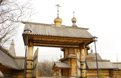 В Мурманске на подворье монастыря умер мужчина
