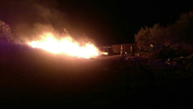 Куча досок горит на Большой Ручьевой в Мурманске