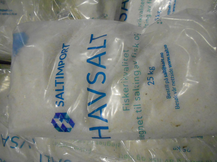 Солевой мурманск. Хлебцы соленые. За хлеб за соль. Химия 8 презентация соли. Солевой мурманск.