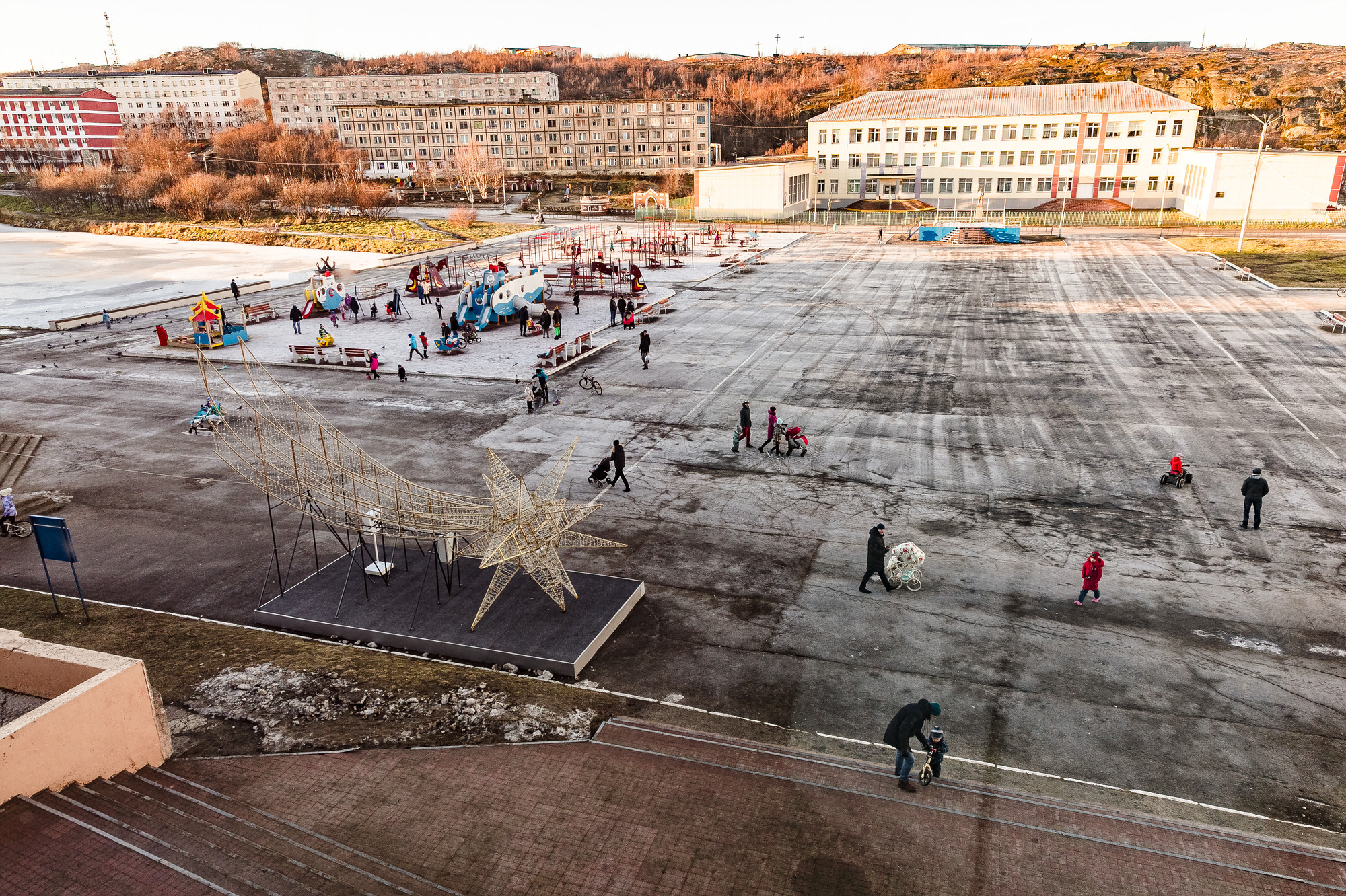 Зато александровск города. Зато Александровск Мурманской. Посёлок Гаджиево Мурманская область. Снежногорск зато Александровск.