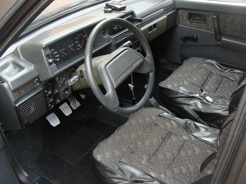 Салон 2199. Ваз 21099 2003 года салон. Ваз 2109 экспортная салон. Салон 2199. Ваз 21099 салон новый.