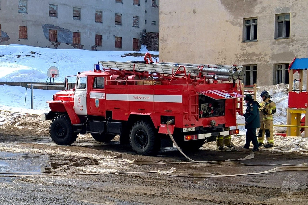 Брошенные пожарные машины