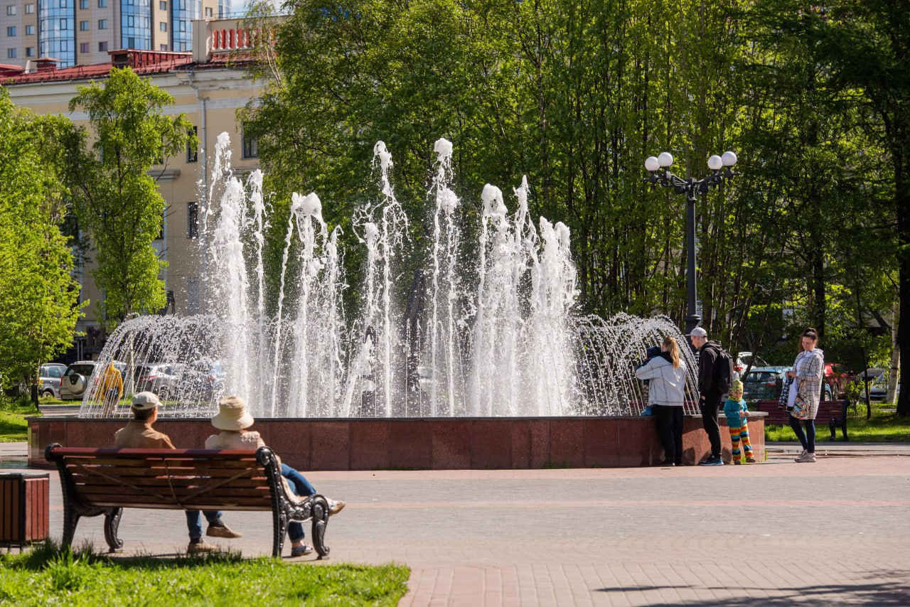 Сезон фонтанов откроется в Мурманске раньше обычного | 24.05.2023 |  Мурманск - БезФормата