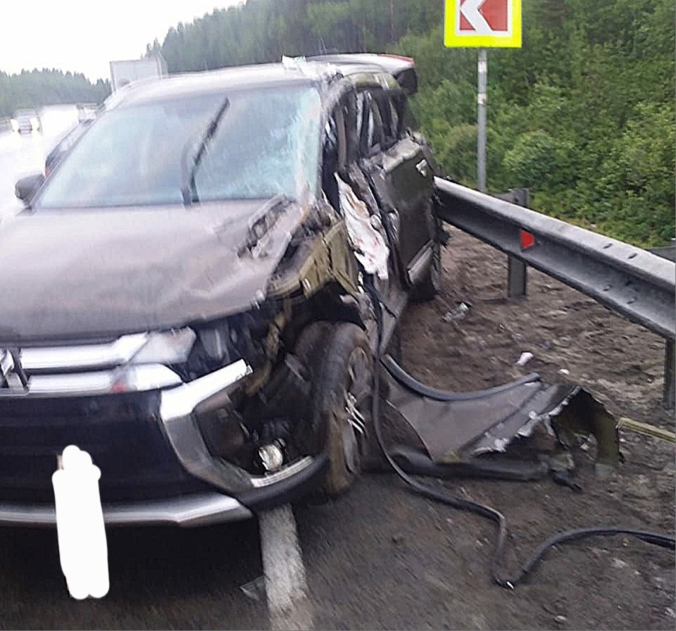 В Кольском районе столкнулись грузовик и легковой автомобиль | 02.07.2023 |  Мурманск - БезФормата