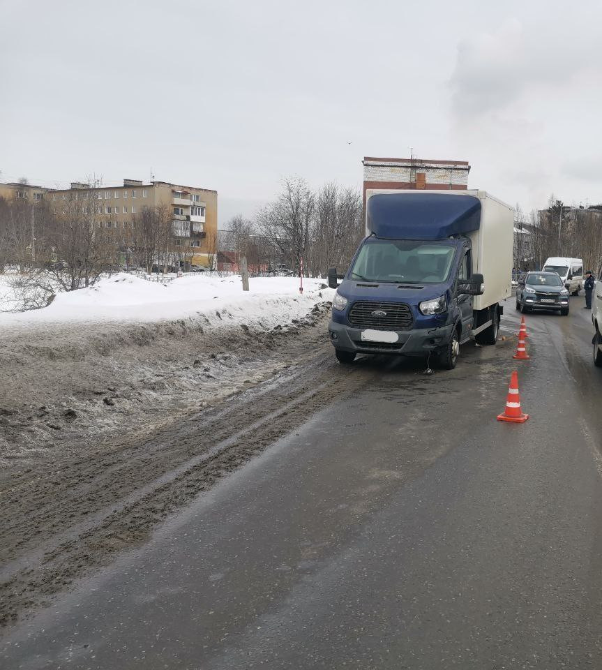 В Кольском районе сбили северянку, которая переходила дорогу в неположенном  месте | Информационное агентство «Би-порт»